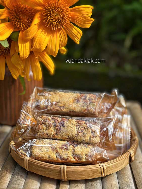 thanh cơm gạo lứt chà bông